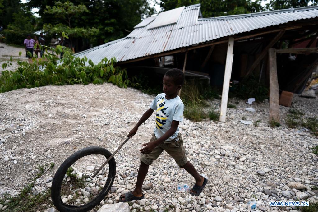 Haiti quake death toll hits 1,419