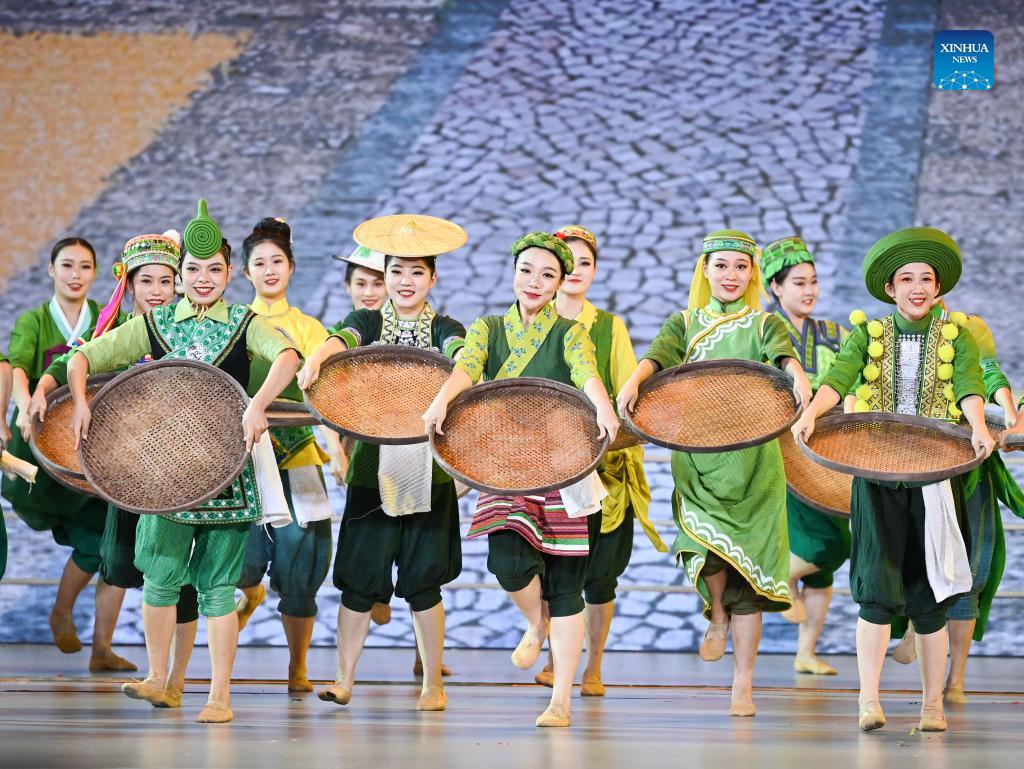 Opening gala of sixth ethnic minority art festival held in Beijing