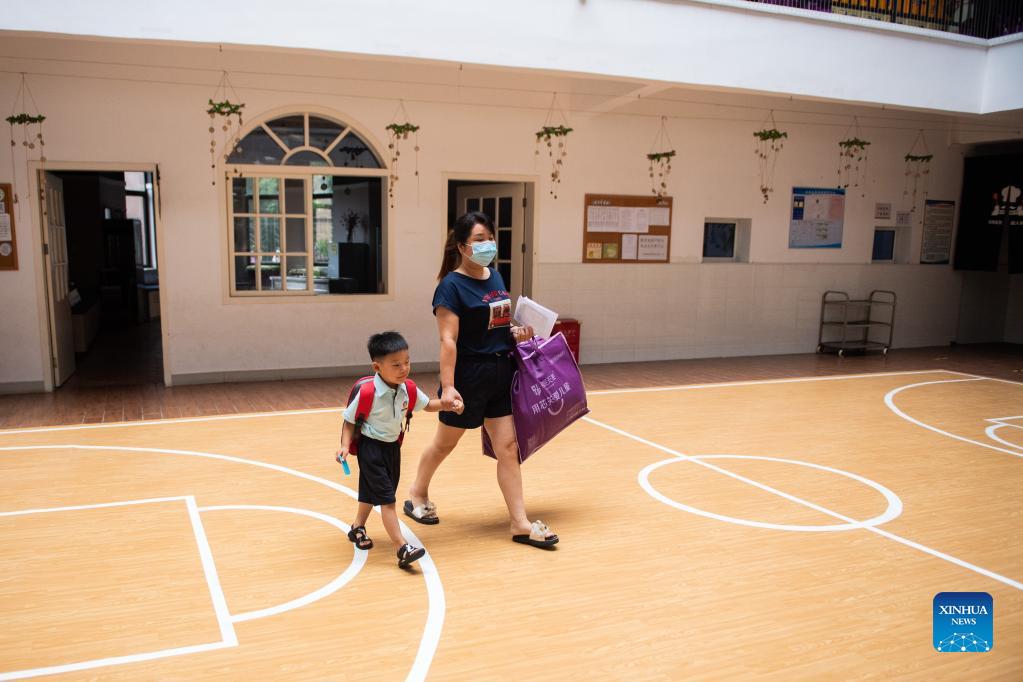Kindergartens in Changsha kick off new semester
