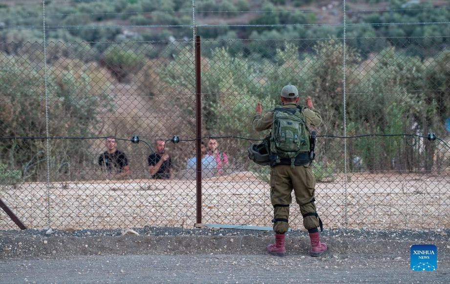 Israel extends closure on West Bank, Gaza after jailbreak incident