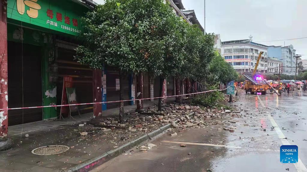 Rescue underway after quake jolts China's Sichuan