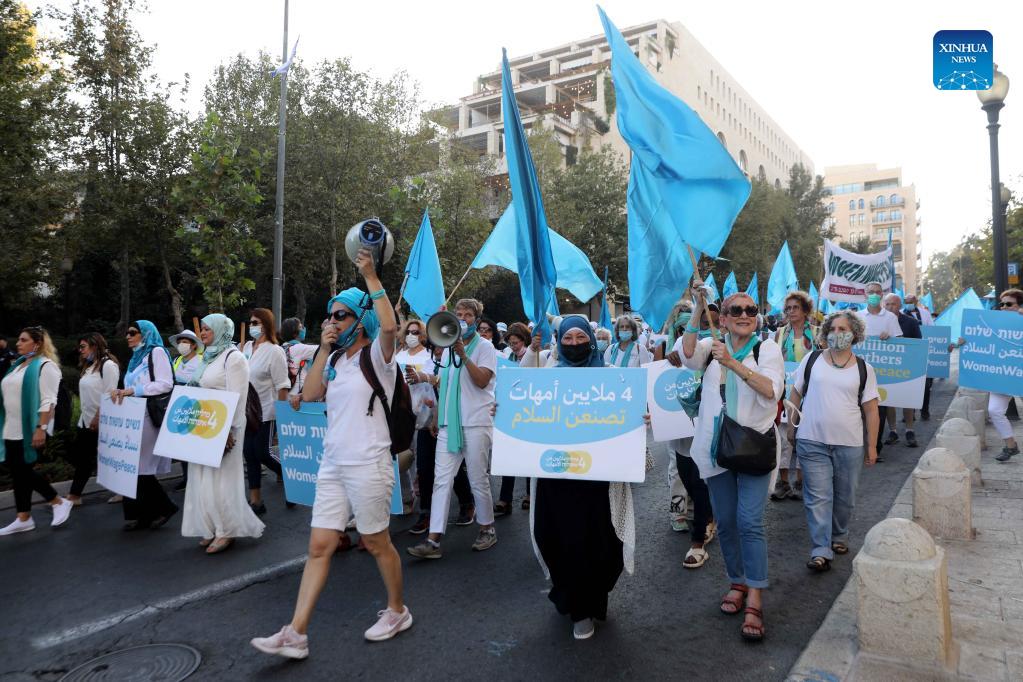 Jewish, Arab women march in Jerusalem for Palestine-Israel peace deal
