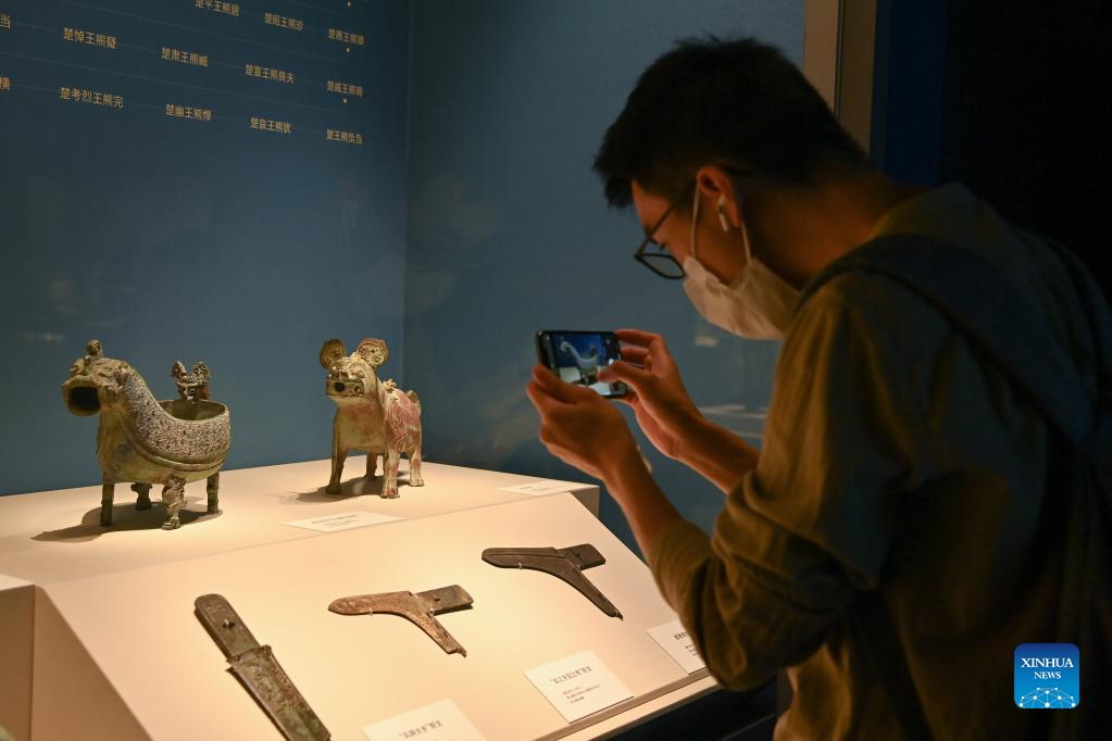 Exhibition featuring Bronze Age civilizations held in Chengdu