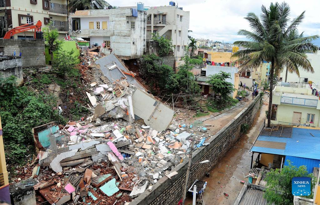 Residential building collapses in Bangalore, India
