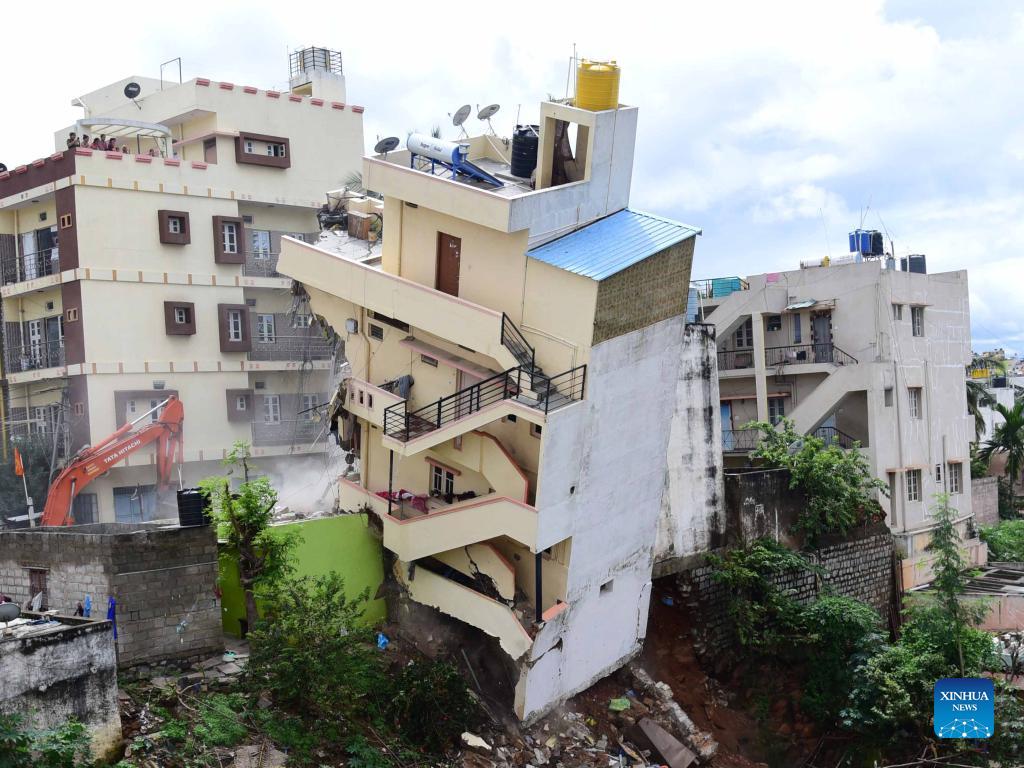 Residential building collapses in Bangalore, India
