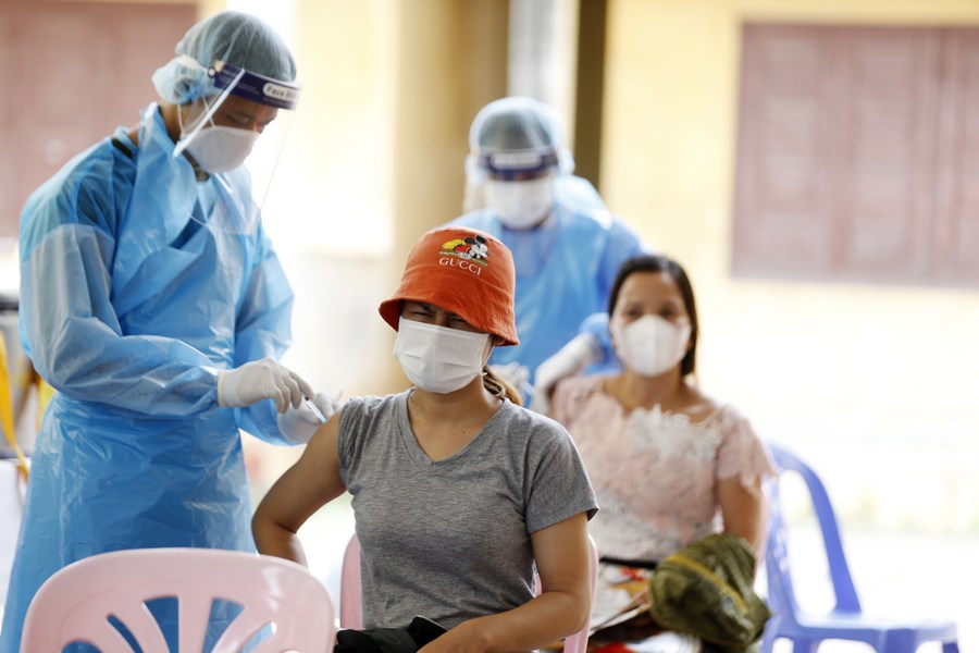 More China-donated COVID-19 vaccines arrive in Cambodia as kingdom looks to reopen economy