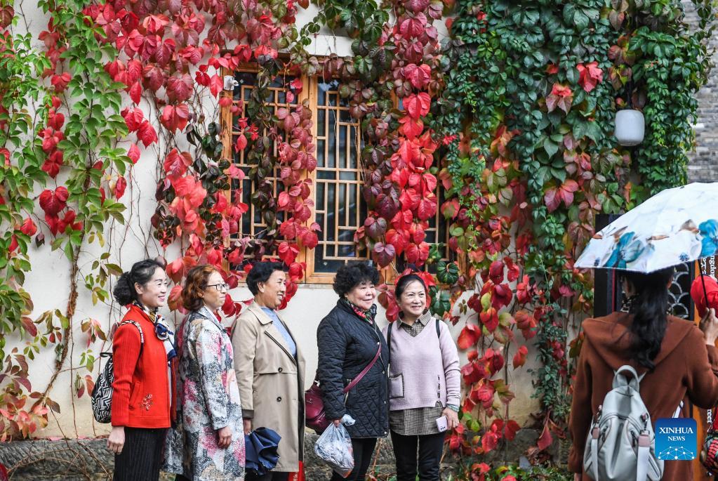 Activities carried out in Guizhou to celebrate Double Ninth Festival