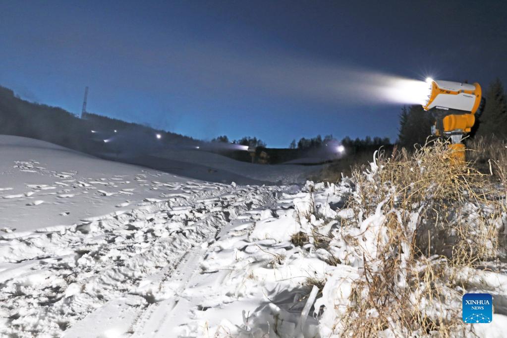 Ski fields in Zhangjiakou start to make artificial snow for Beijing 2022