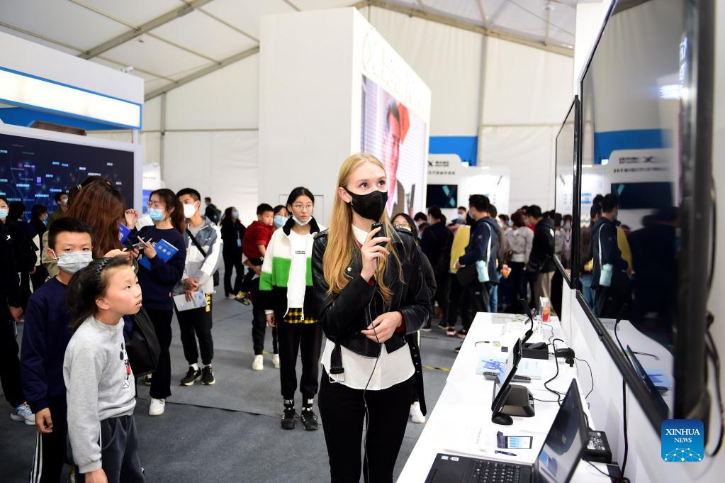 Ukrainian student experiences beauty of technology at World Voice Expo