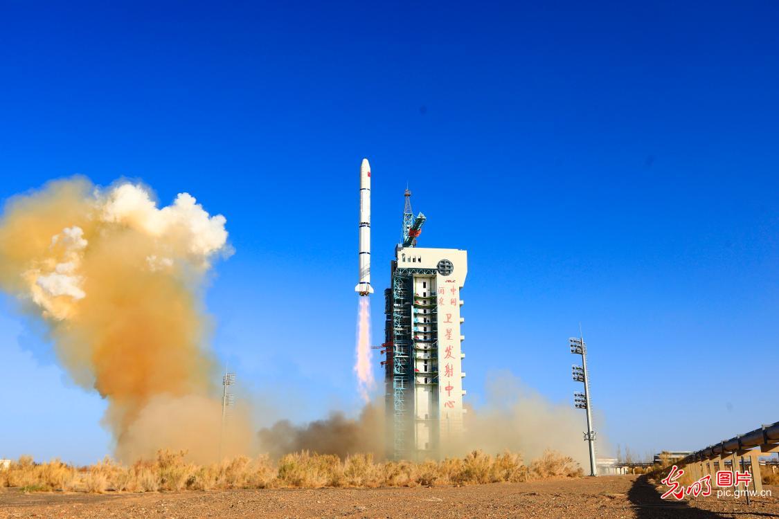 China launches new remote-sensing satellites