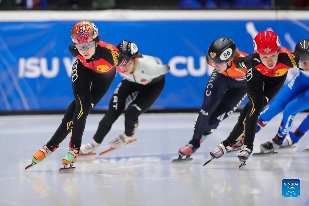 China bags two golds at ISU Short Track World Cup