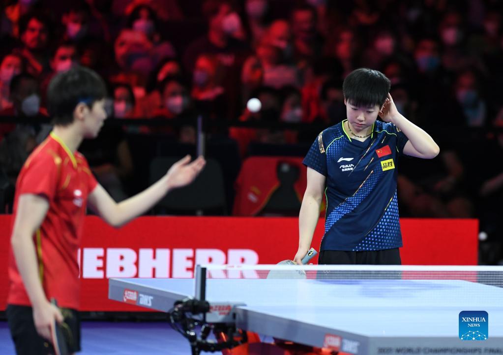 Wang Manyu crowned as women's singles world champion at table tennis worlds