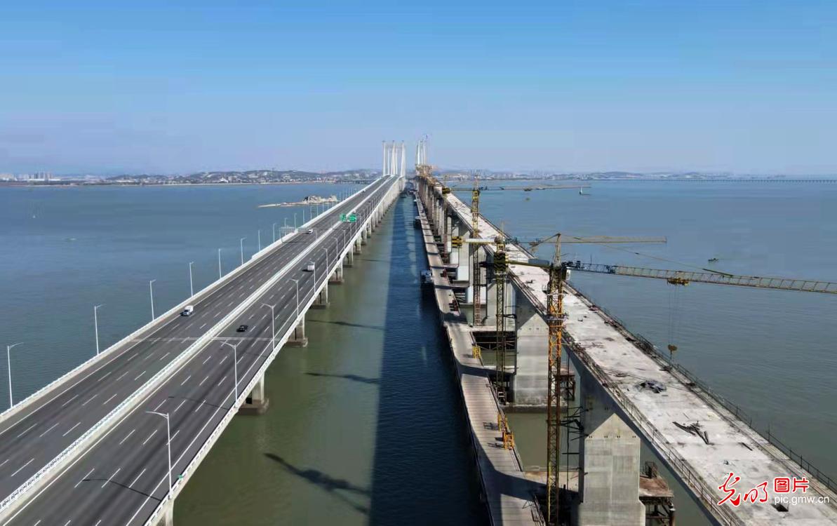 quanzhoubaycrossseabridgeinechinasfujiangcompleted