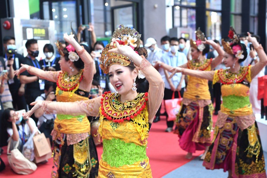 Inpics: China-ASEAN Expo opens with focus on forging community of shared future