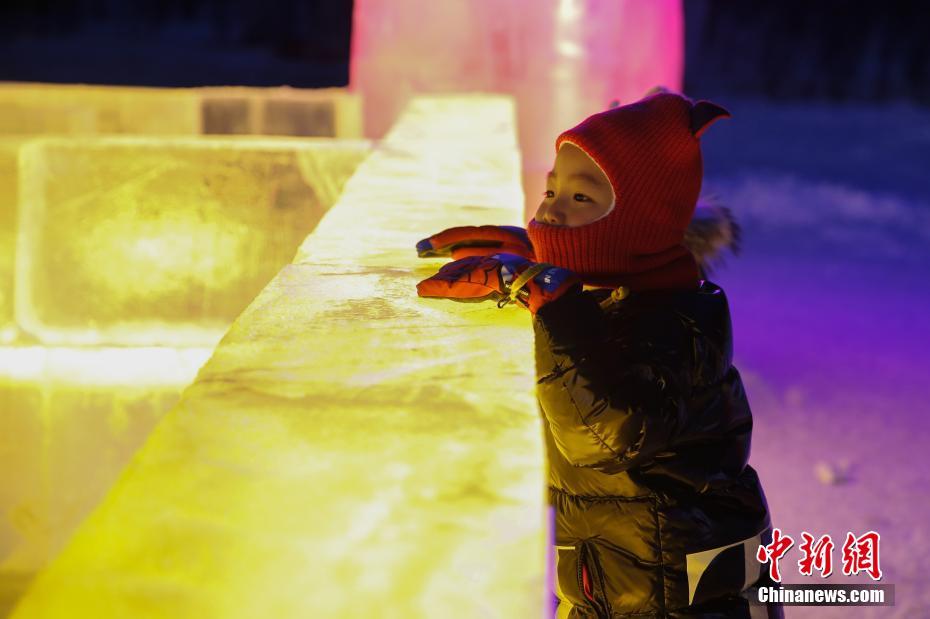 The 48th Harbin Ice Lantern Festival welcomes visitors free of charge