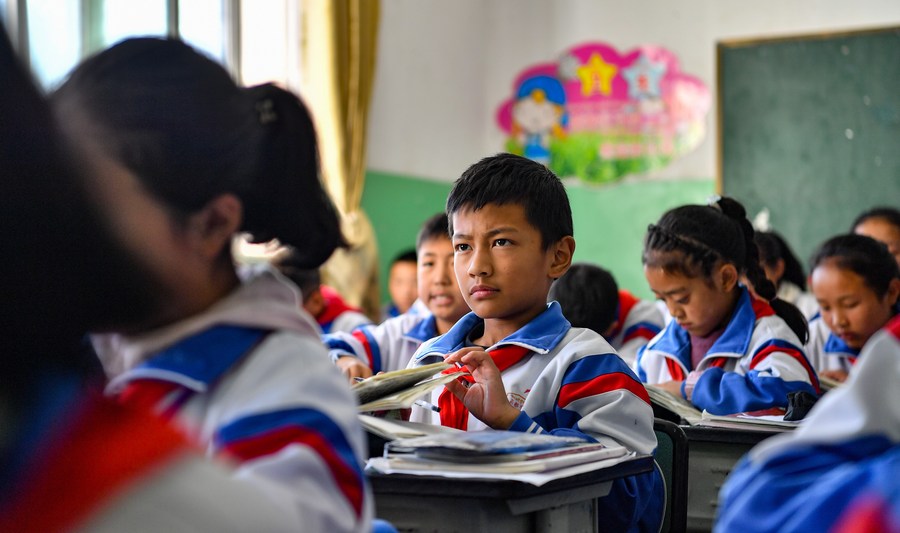 Xinhua Headlines: From serfdom to freedom -- Tibet's progress on democracy, human rights