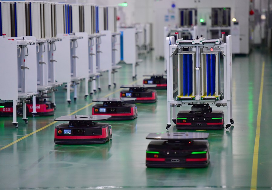 China balancing COVID-19 control, economic growth
