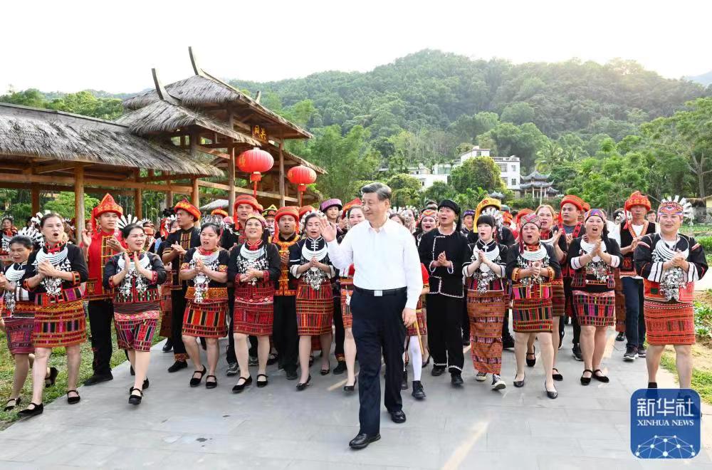 Emancipate mind, strive for innovation, work hard together to accelerate the construction of Hainan Free Trade Port