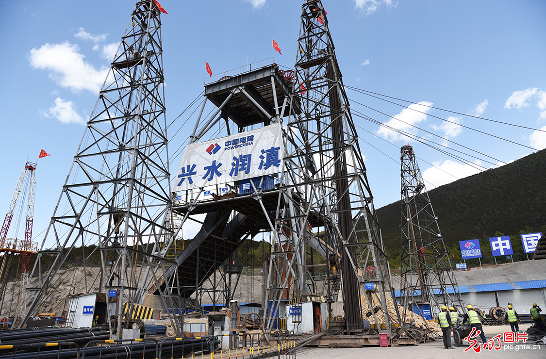 Central Yunnan Water Diversion Project under construction