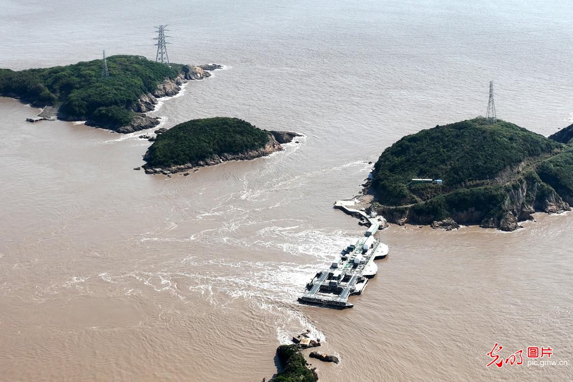 Tidal power station with expanded capacity operates well in E China's Zhejiang