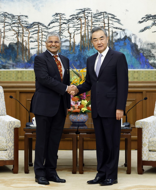China-India Relations: Chinese FM Meets with New Indian Ambassador to China to discuss future cooperation