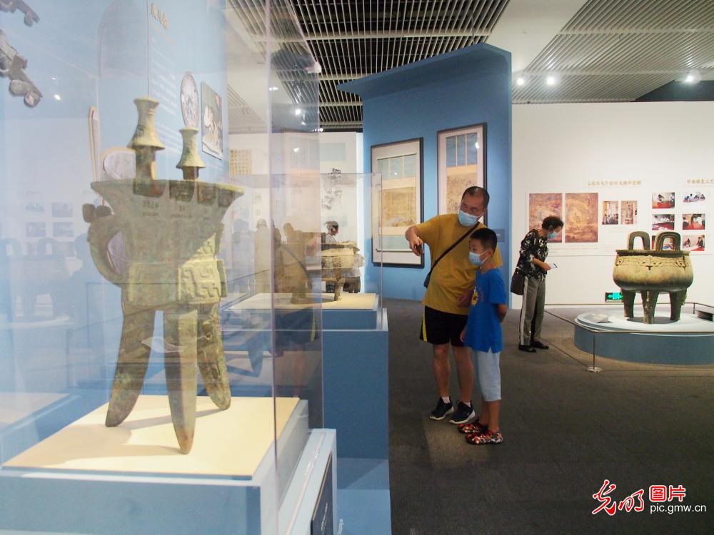 Achievements of Cultural Relics Protection Exhibition opens in National Museum of China