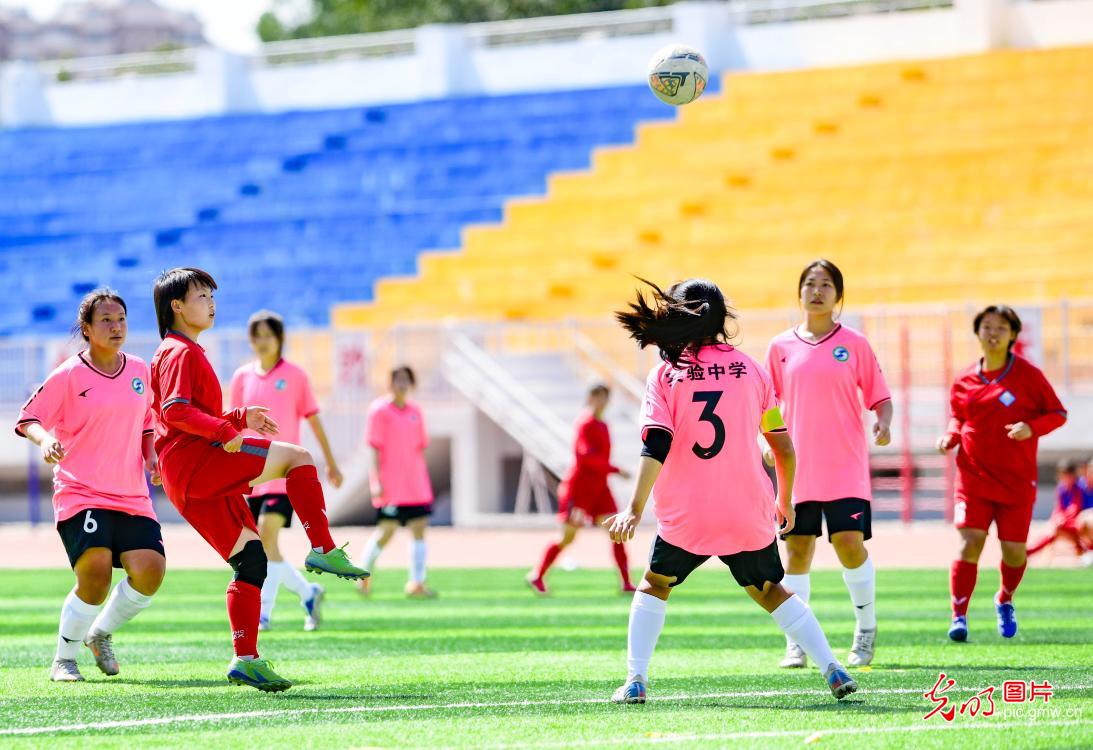 Campus football league kicks off in N China's Hohhot