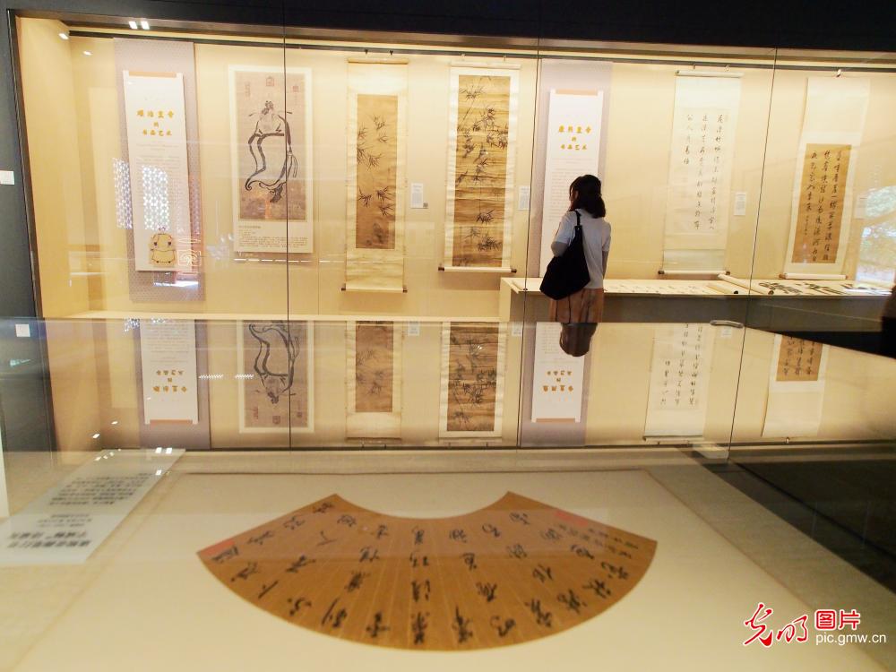 Beijing Art Museum resumes opening