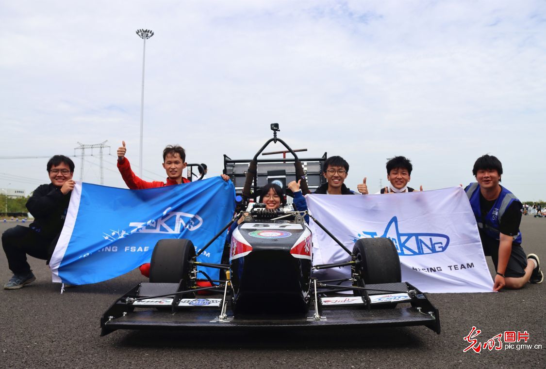 2022 College Formula Racing Competition concluded in E China's Anhui