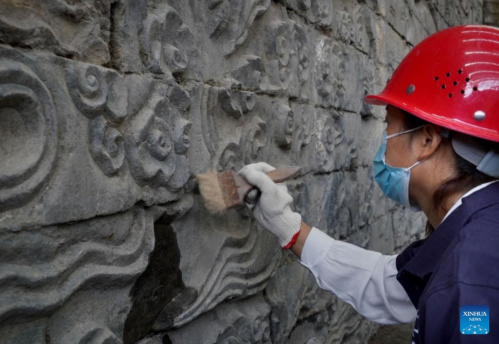 Huge ancient stone murals discovered in central China