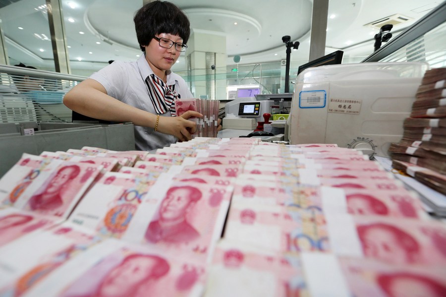 How China steadily advances RMB internationalization