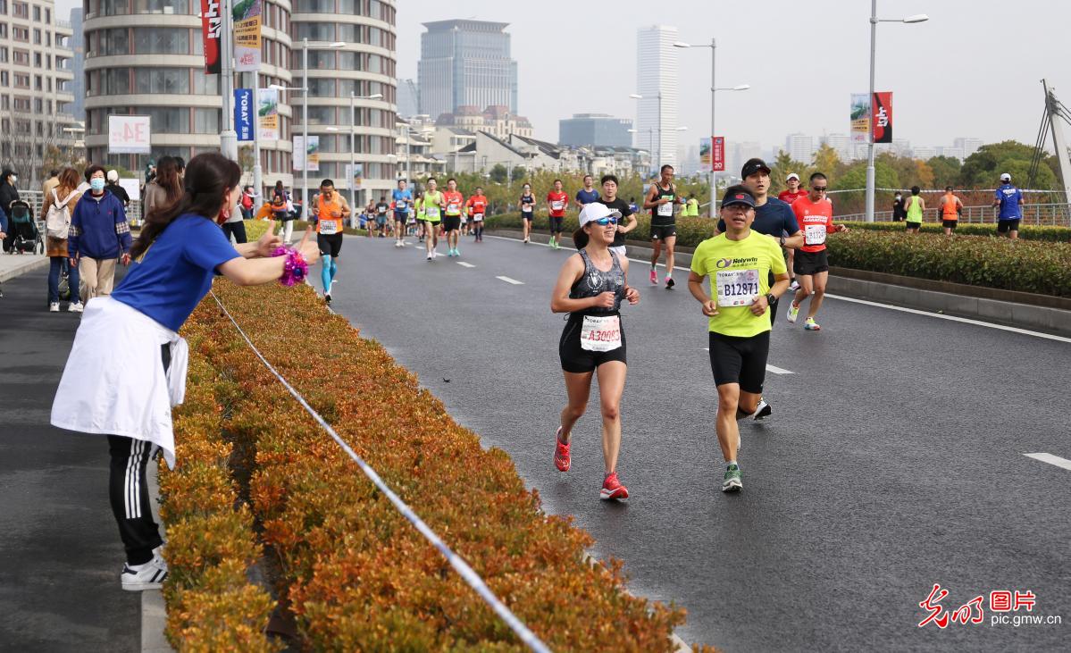 2022 Shanghai Marathon kicks off