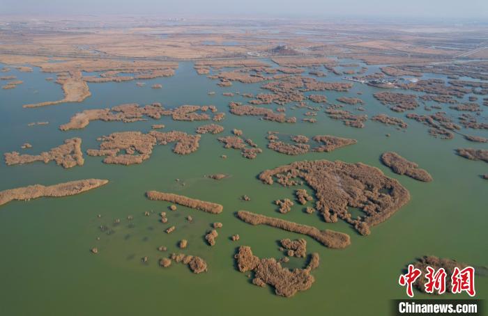 Aerial view of Sand Lake in NW China’s Ningxia