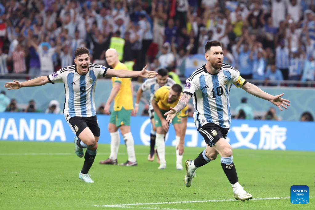 Messi, Alvarez fire Argentina into World Cup last 8