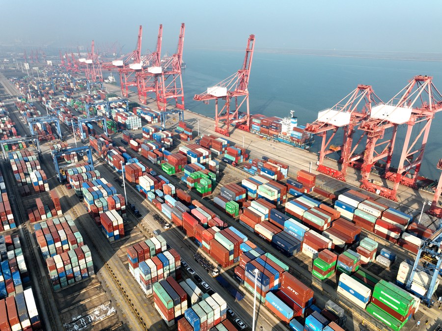 China posts outstanding economic performance while battling COVID-19