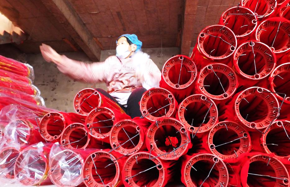 Lantern-makers abundant these days in Shanxi
