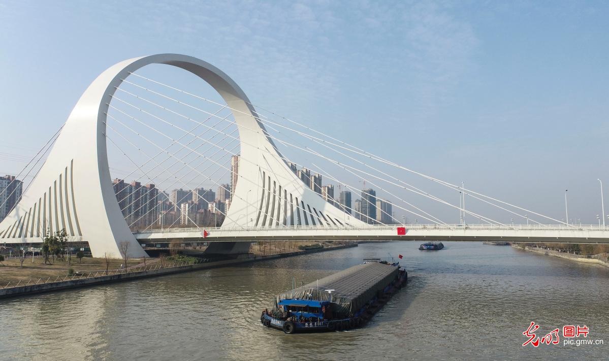 Record cargo volume of Beijing-Hangzhou Grand Canal North Jiangsu section in 2022