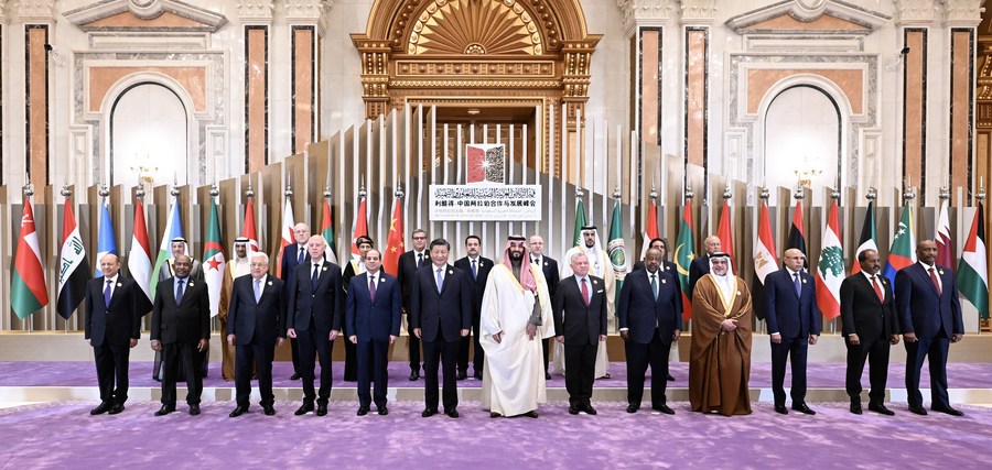 Xi calls for fostering closer China-Arab community with shared future