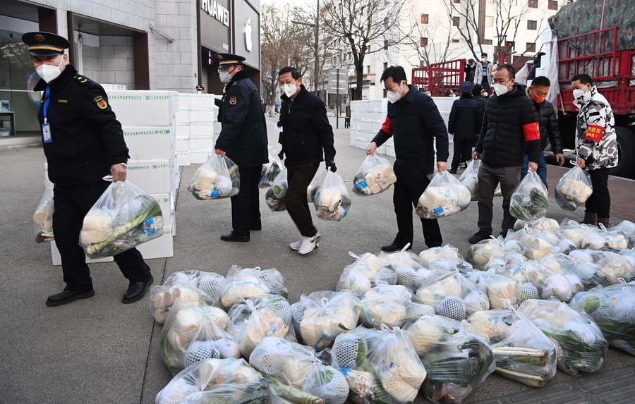 Xi'an ensures food, medicine supply amid COVID-19 resurgence