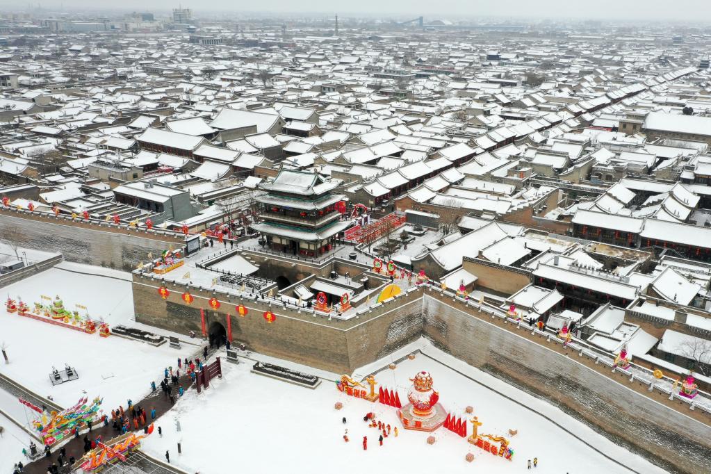 In pics: snow scenery across China