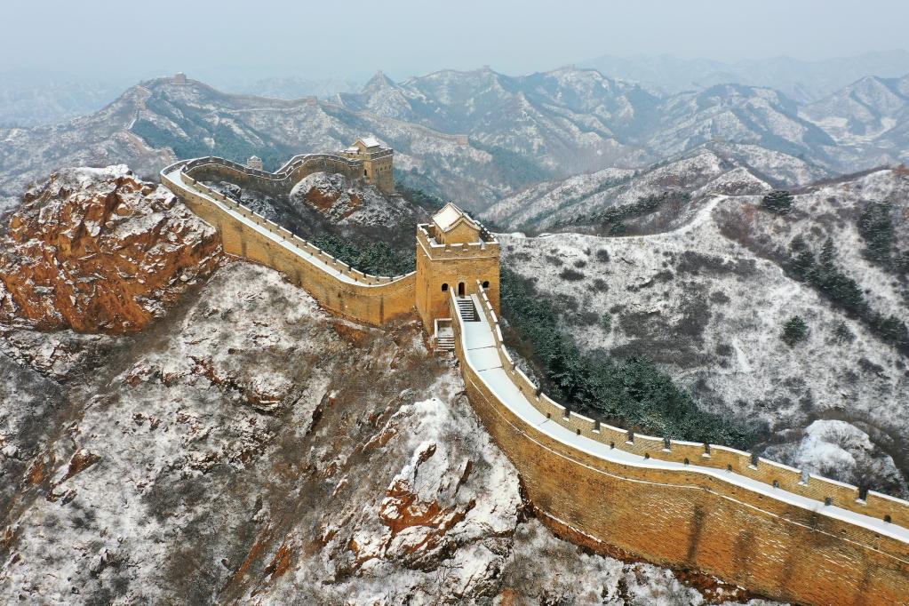 In pics: snow scenery across China