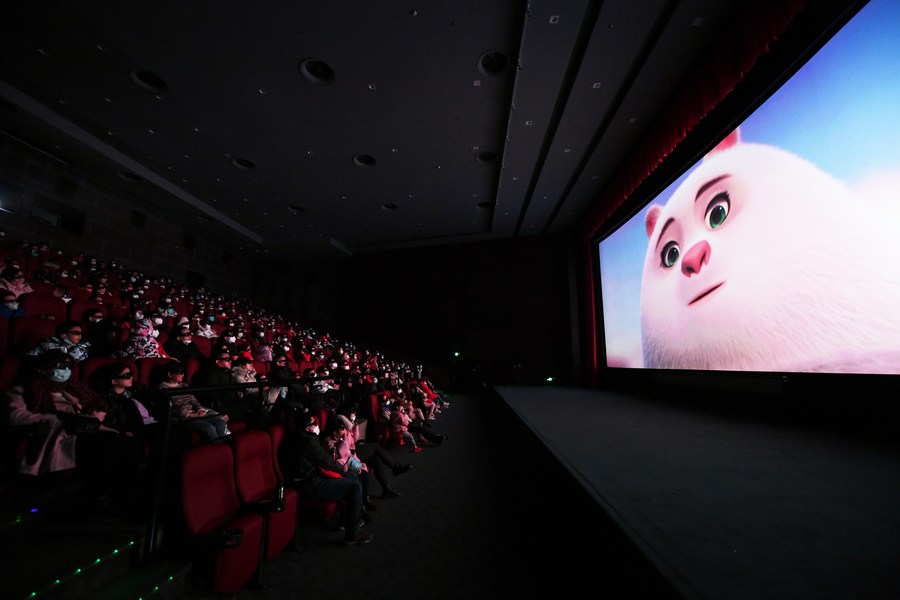 Xinhua Headlines: China's cultural, tourist market rebounds during Spring Festival holiday