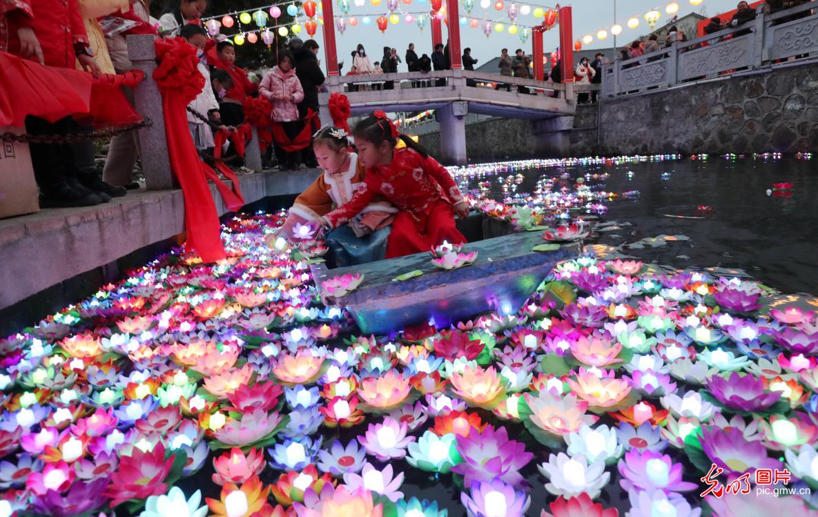 Lantern Festival celebration in Huzhou, E China's Zhejiang