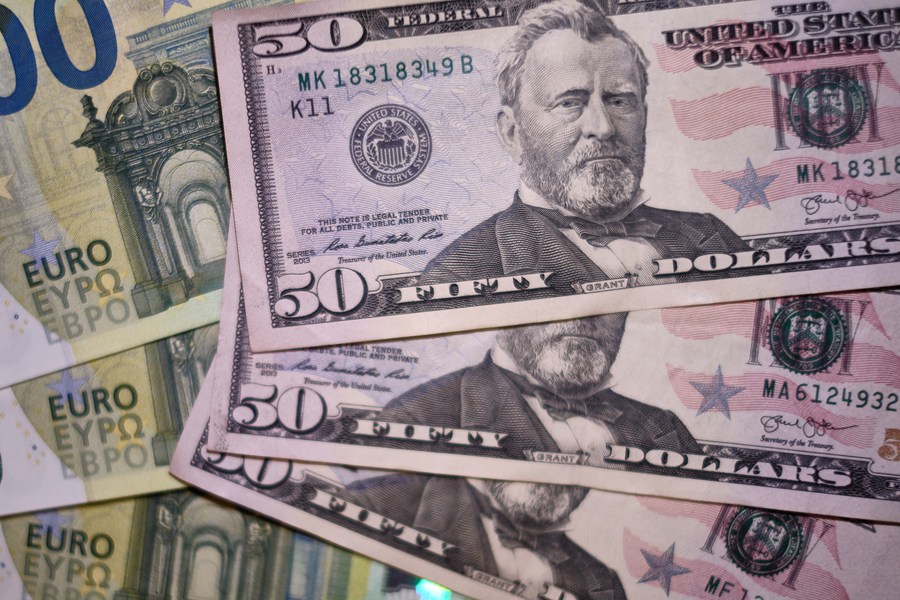 Fallout from collapse of U.S. banks causes more trouble in Europe
