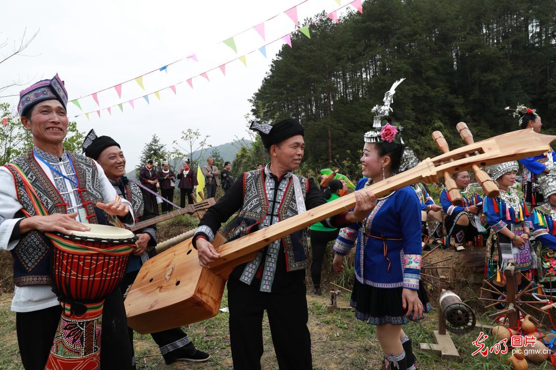 Dong people elebrating local Zhanpiye Folk Culture Festival in C China's Hunan