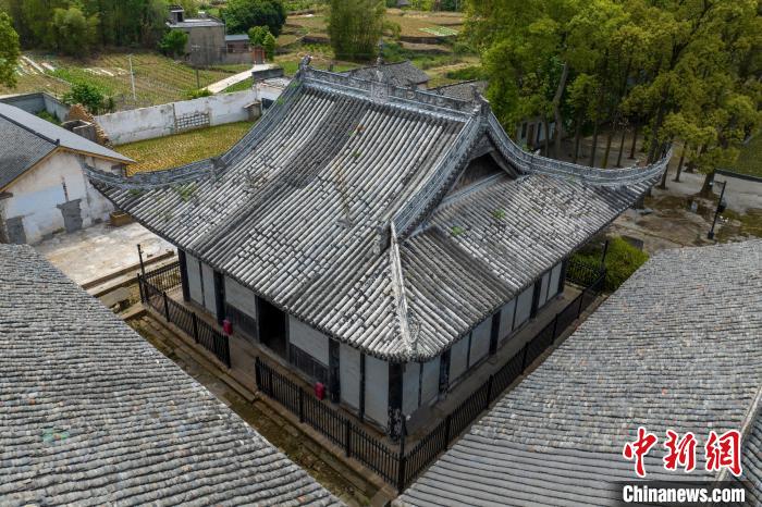 A glimpse of ancient buildings in SW China’s Sichuan Province