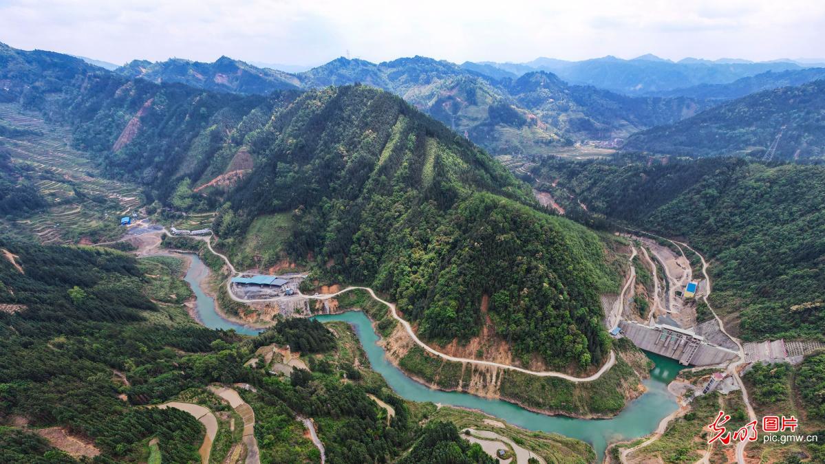 Counstruction of Xikou Reservoir in SW China's Huizhou