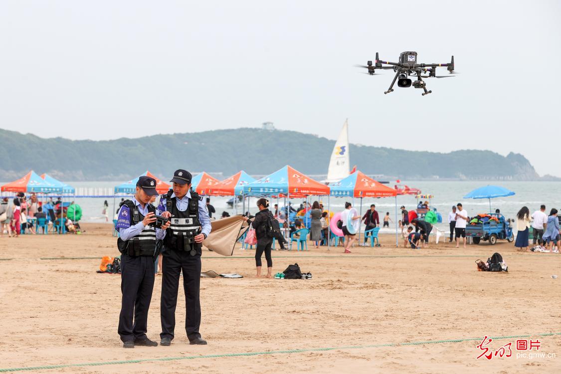 Drone patrol to protect tourists safety in E China's Zhejiang