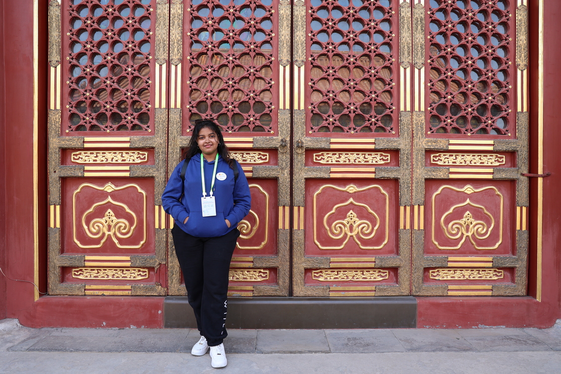 Junior Cultural Ambassadors Visit the Palace Museum