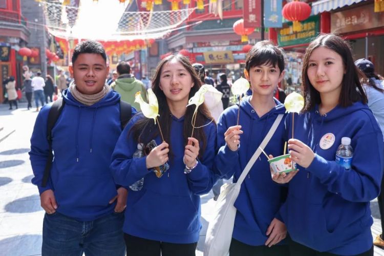 'Junior Cultural Ambassadors' visit Tianjin